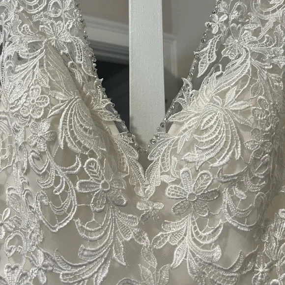 Allure Bridal - Picture 5 of 11